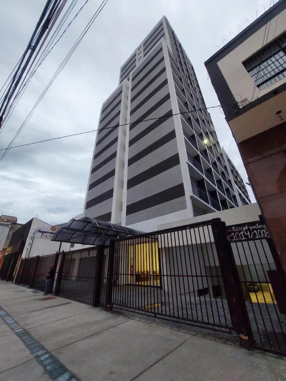 Family Residences Bras 公寓